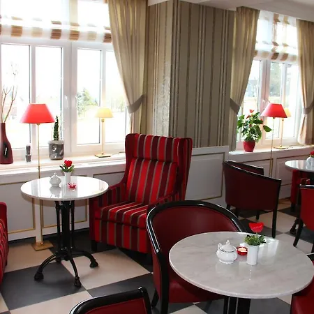 Aparthotel Hotel & Cafe Daheim 3*